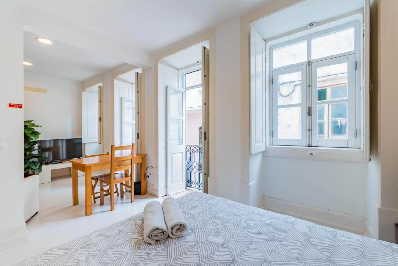 R3 - Coimbra Lovers - Mondego Suite Exterior photo